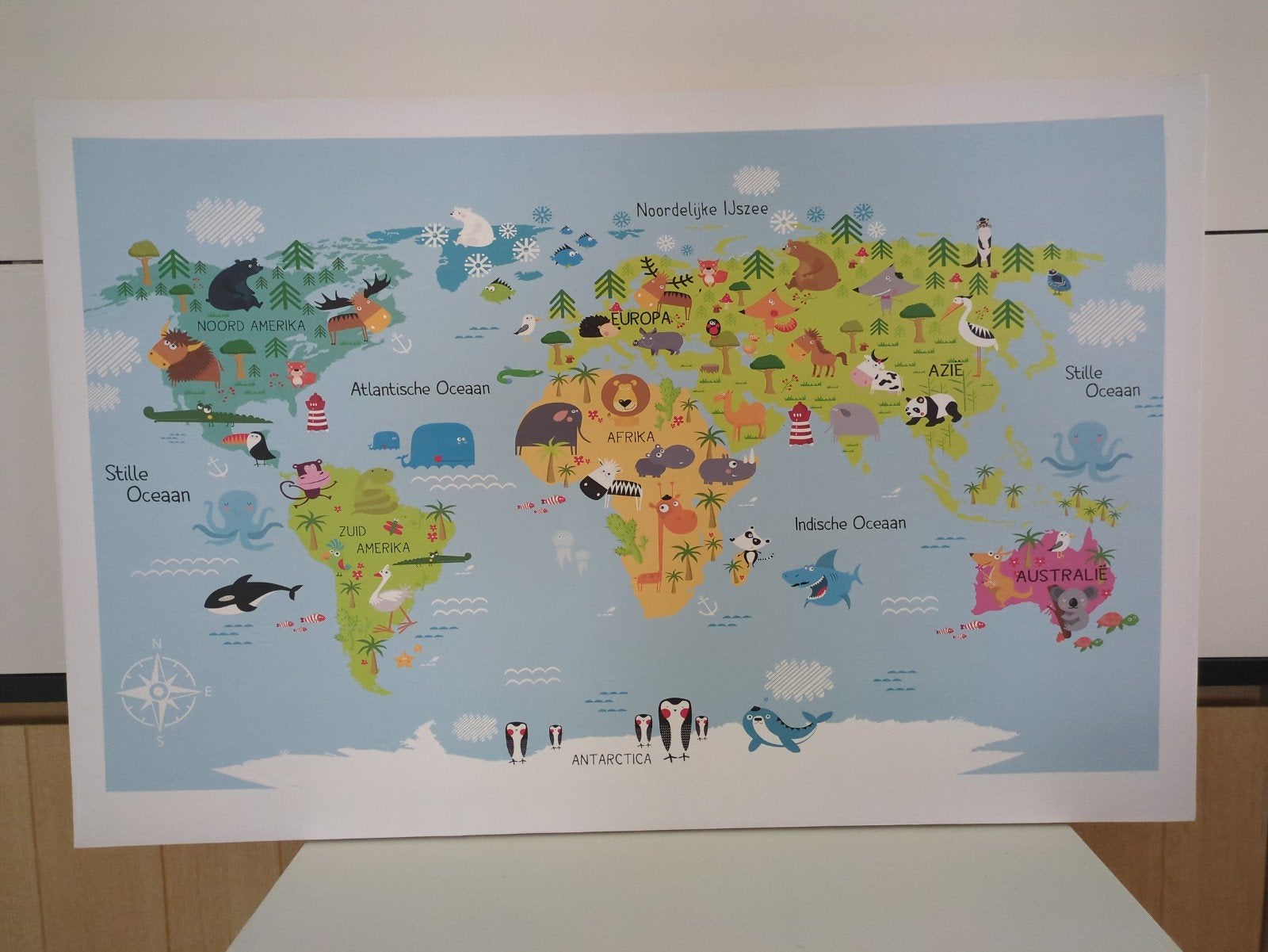 wereldkaart voor kinderen 115x75cm, Ophalen, Zo goed als nieuw, Wanddecoratie, Ingelijst