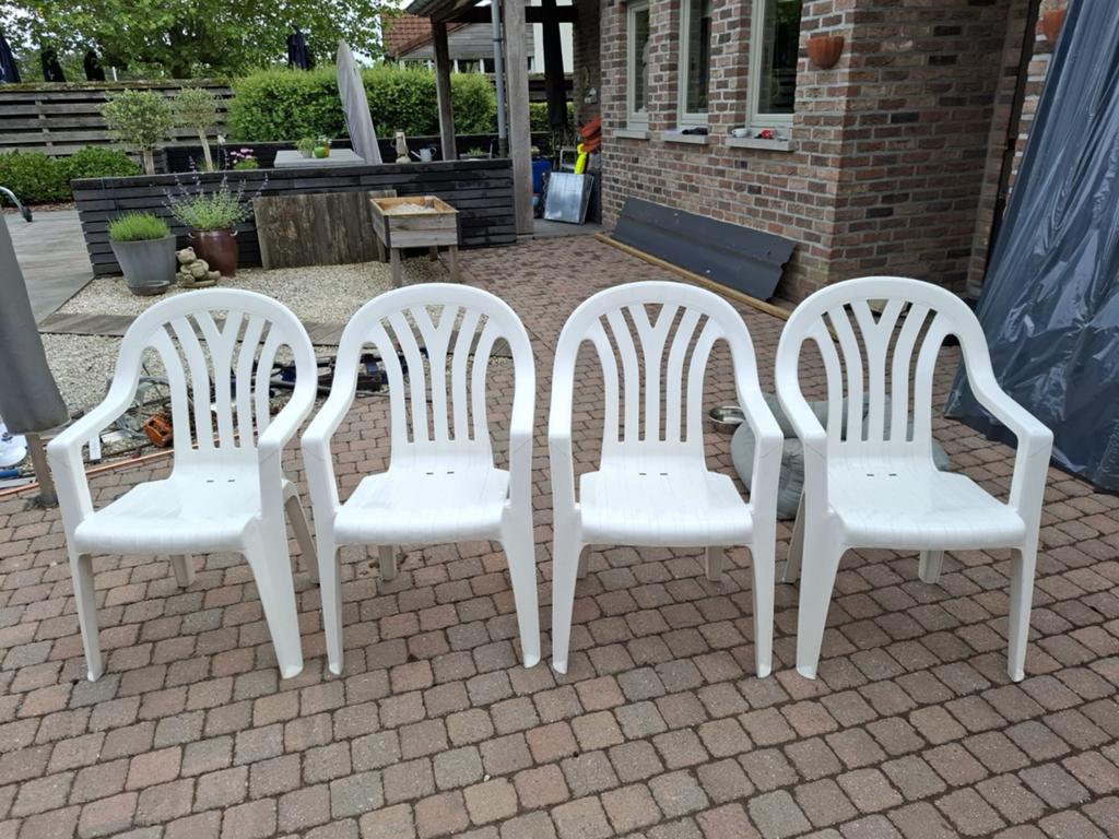4 tuinstoelen Curver, Tuin en Terras, Ophalen