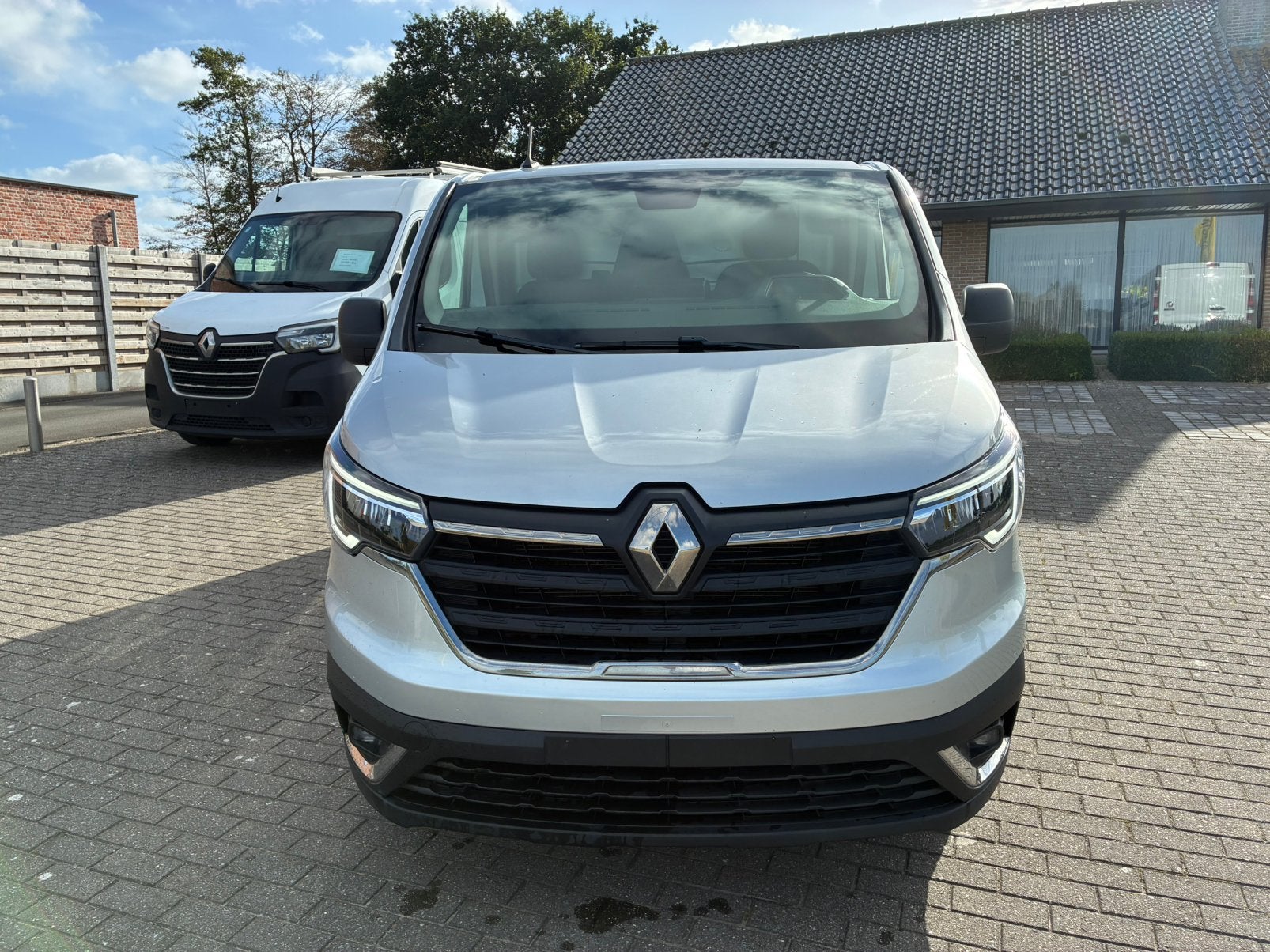 Renault Trafic 20DCI , amper 93.000 km, Auto's, Voorwielaandrijving, Stof, 1995 cc, 4 cilinders