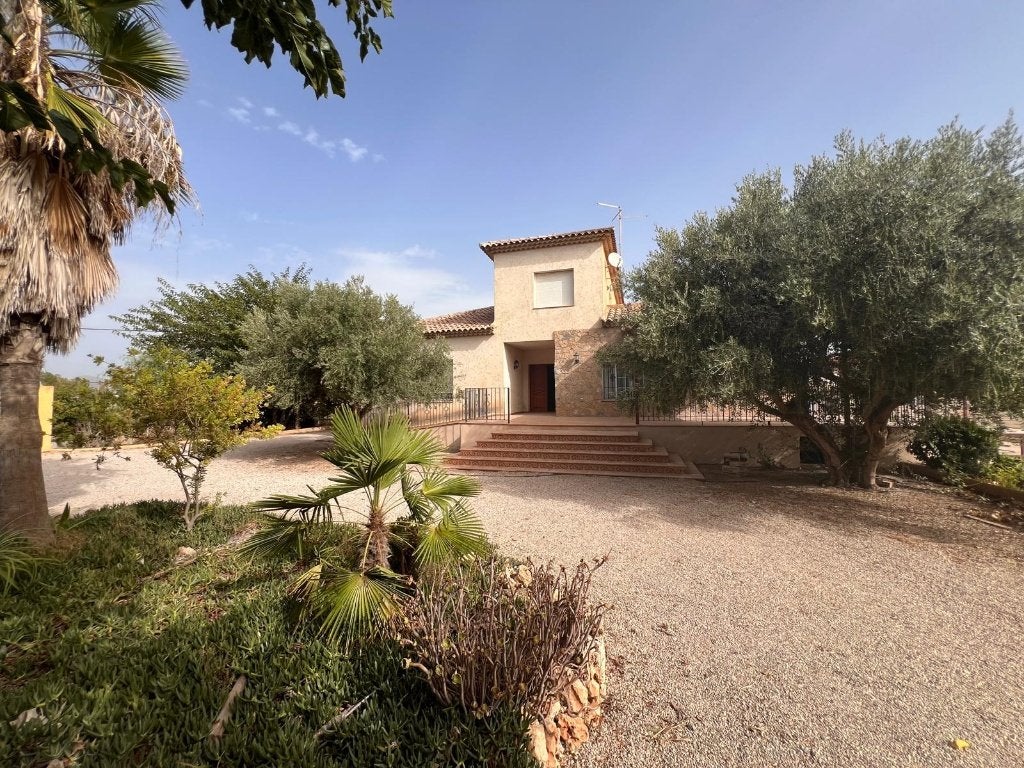 Ruime woning in Purías, Immo, Buitenland, 120 m², Spanje, Woonhuis, Landelijk
