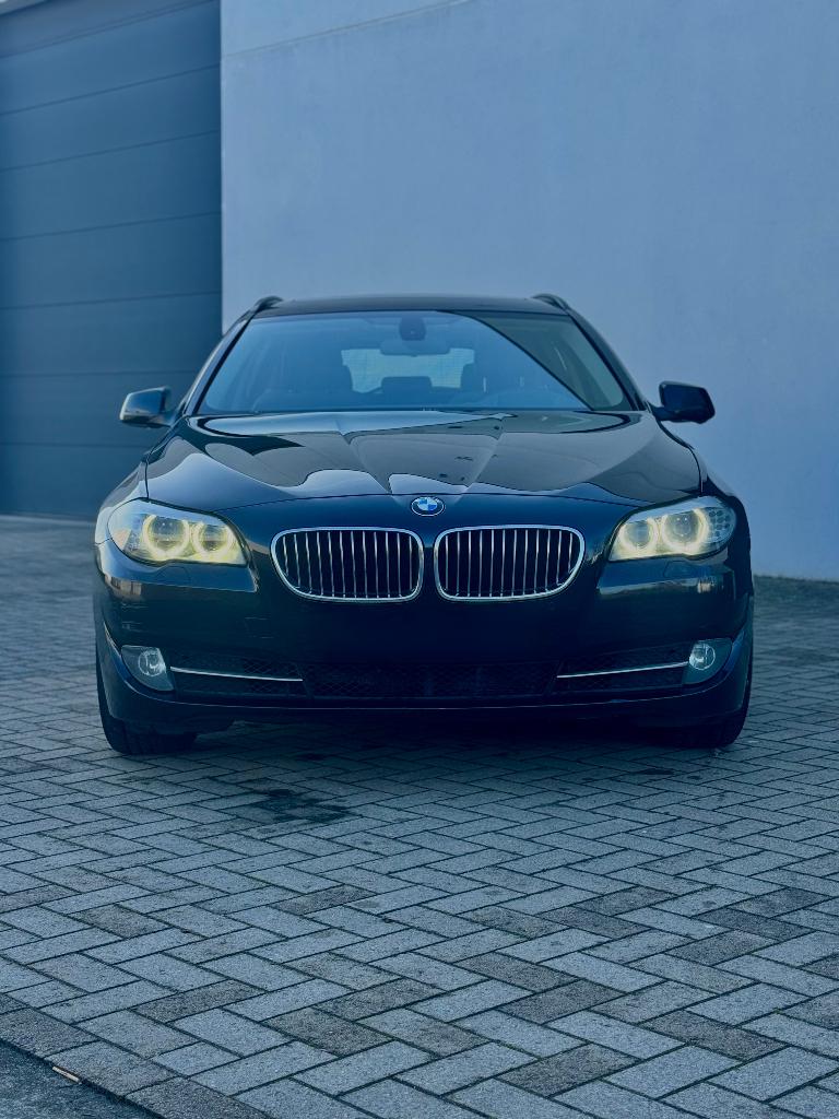 BMW F10 525d 204 pk Euro 5, Auto's, BMW, Euro 5, Achterwielaandrijving, Zwart, Leder