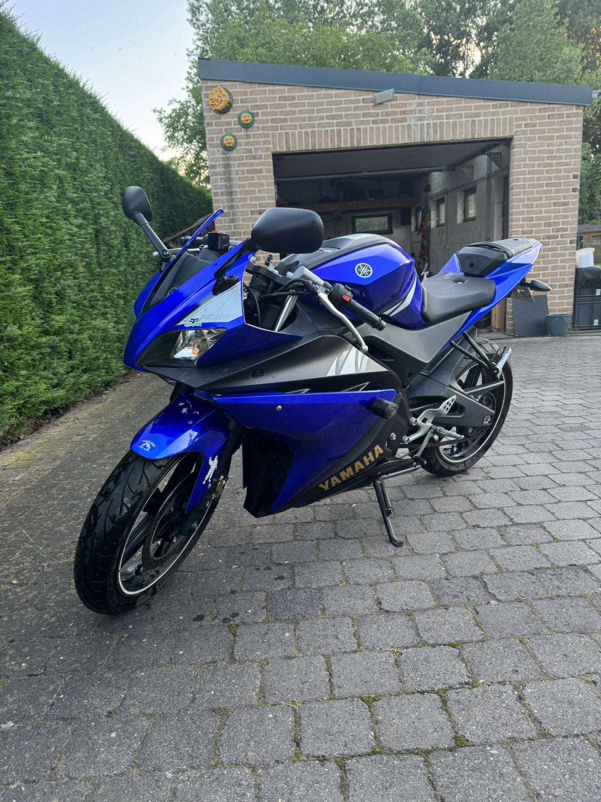 Yamaha yzf r125 2010, Motoren, Motoren | Yamaha, Sportuitlaat, Gebruikt, 125 cc, 11 kW of minder