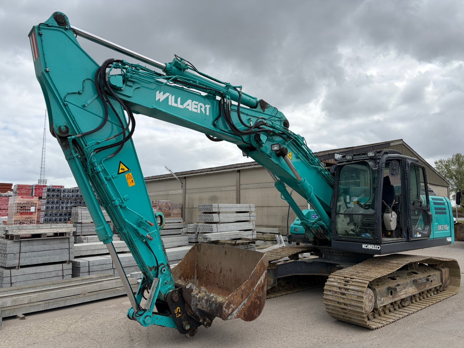 Kobelco Sk210, Ophalen