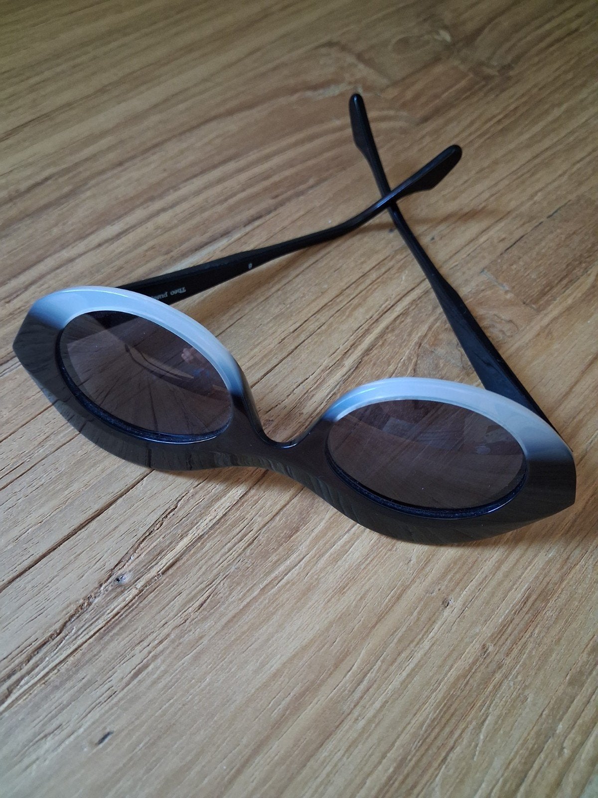 Theo Vesper Sunglasses, Bijoux, Sacs & Beauté, Neuf, Autres marques, Enlèvement ou Envoi, Autres couleurs