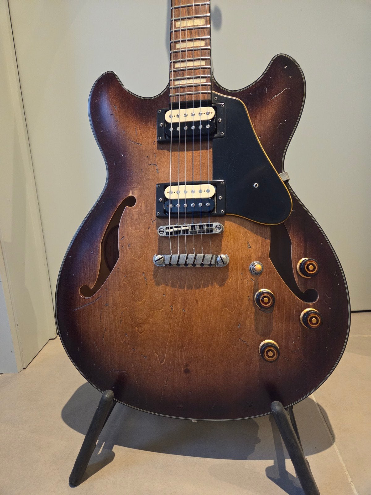 Ibanez ASV 10 A., Musique & Instruments, Instruments à corde | Guitares | Électriques, Enlèvement, Utilisé, Semi-solid body, Ibanez