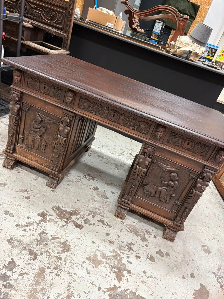 Antiek massief houten bureau – rijk handgesneden – €500, Huis en Inrichting, Ophalen, Gebruikt, 25 tot 50 cm, 100 tot 150 cm