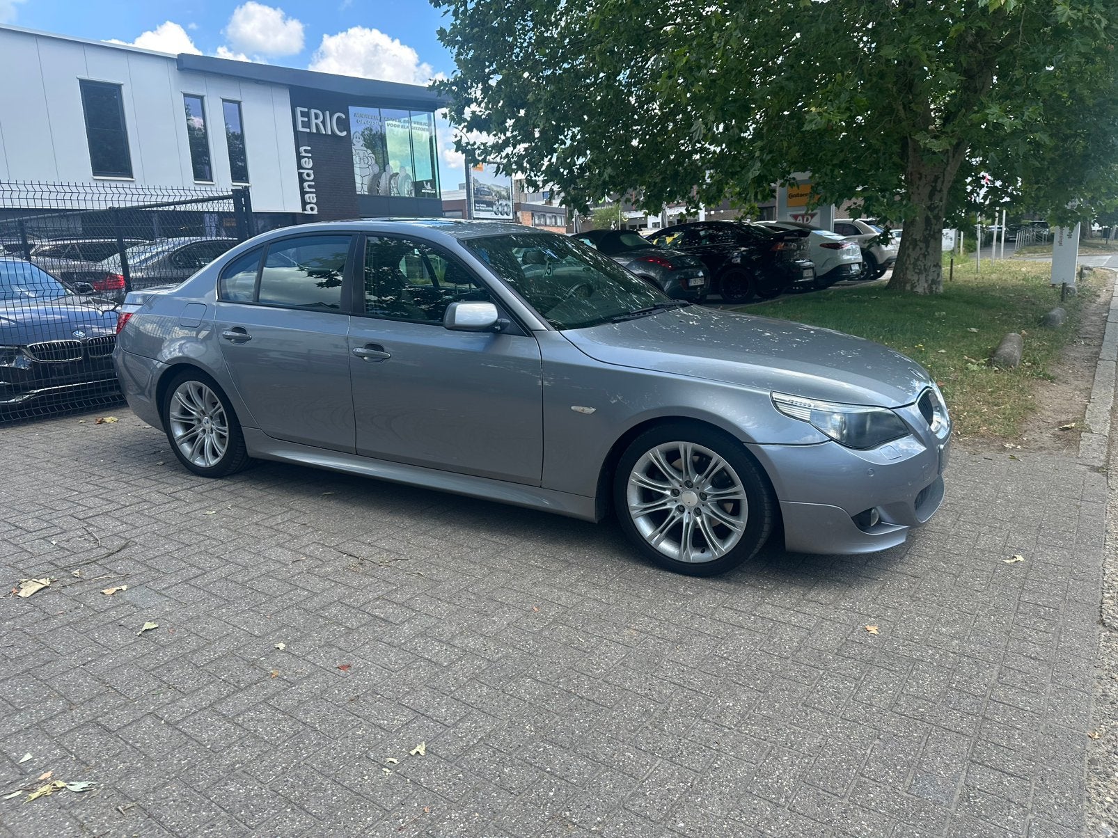 Bmw 525 d M-pakket automaat, Auto's, Automaat, 4 deurs, Achterwielaandrijving, Zwart