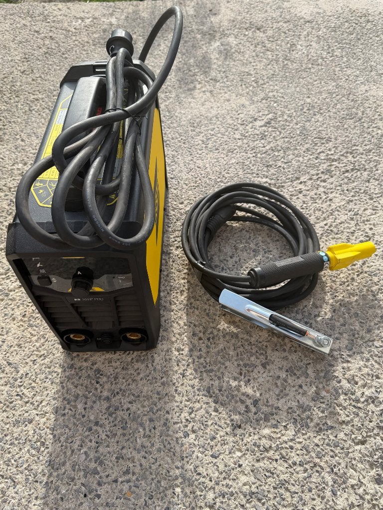 Poste à souder ESAB 201iP PRO, Enlèvement, Comme neuf, 150 à 250 ampères, Électrodes