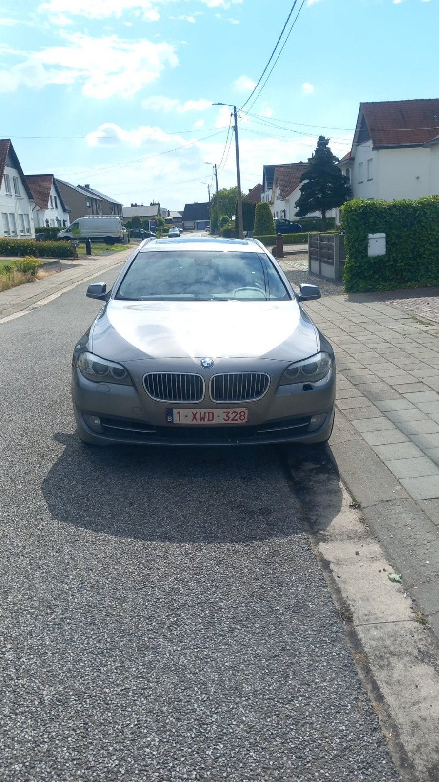 Bmw 520d linker koplamp is kapot, Auto's, Automaat, Euro 5, Achterwielaandrijving, Bedrijf