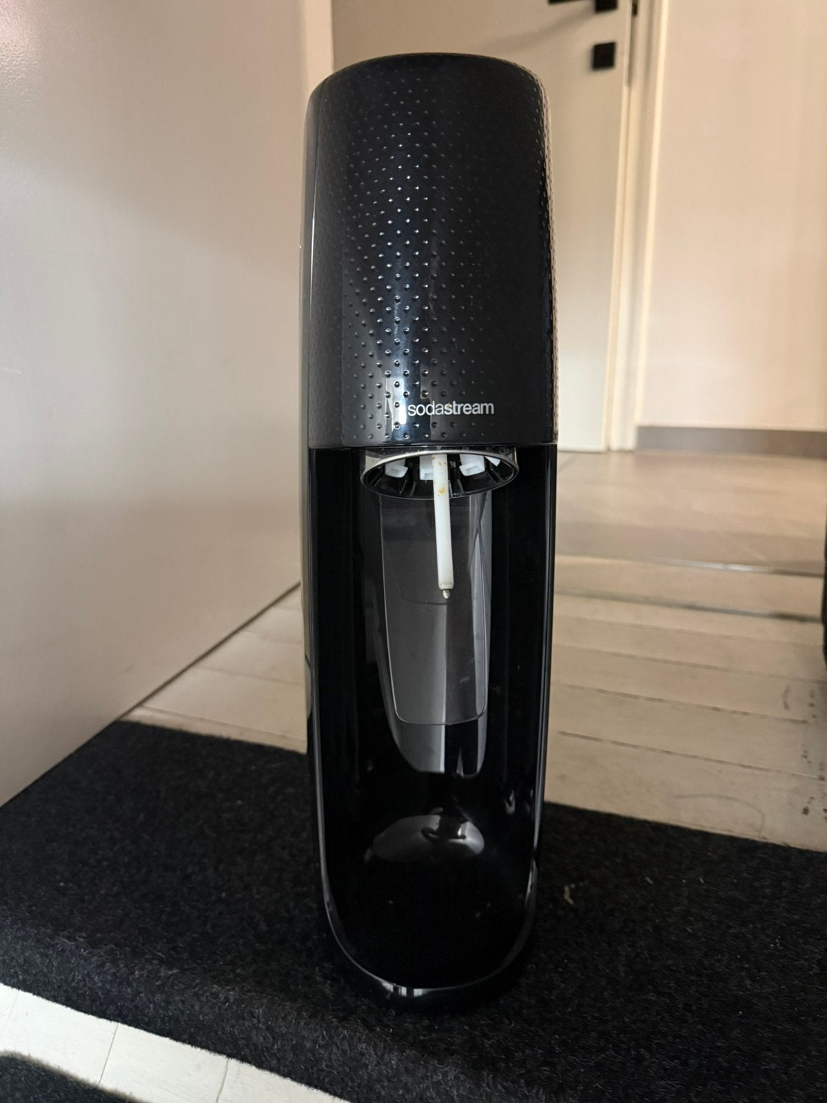 Sodastream met flessen en gas, Enlèvement, Comme neuf