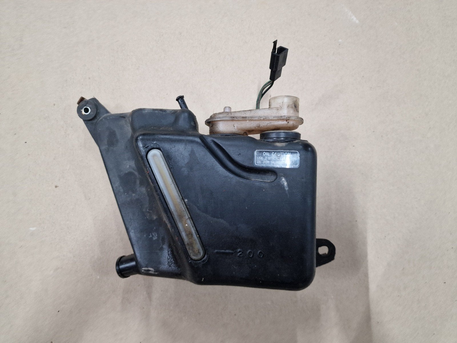 Honda MTX125 Olietankje in goede staat.

Prijs 65,-, Motoren, Ophalen of Verzenden