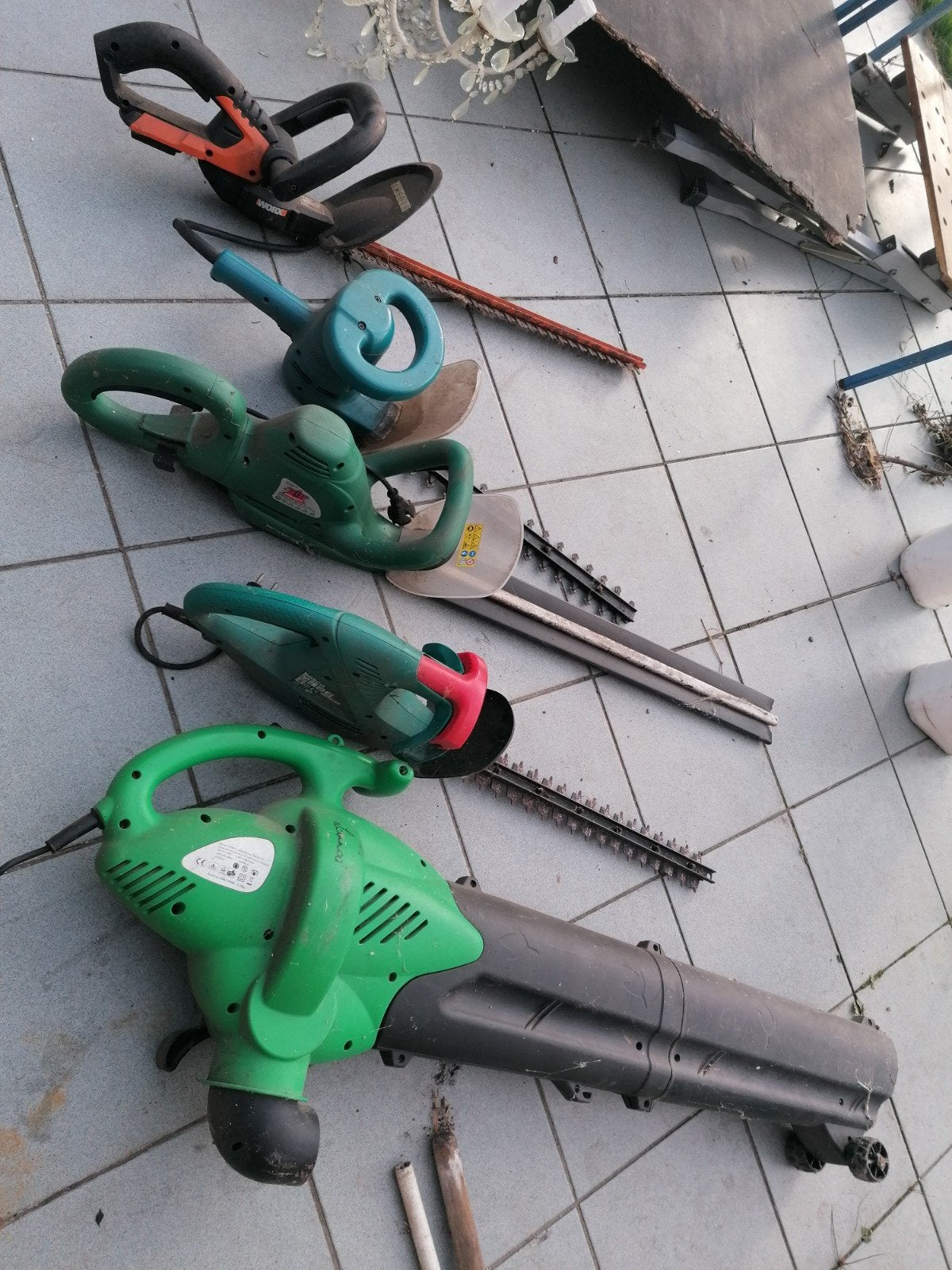 outils de jardinage électriques, Enlèvement, Utilisé