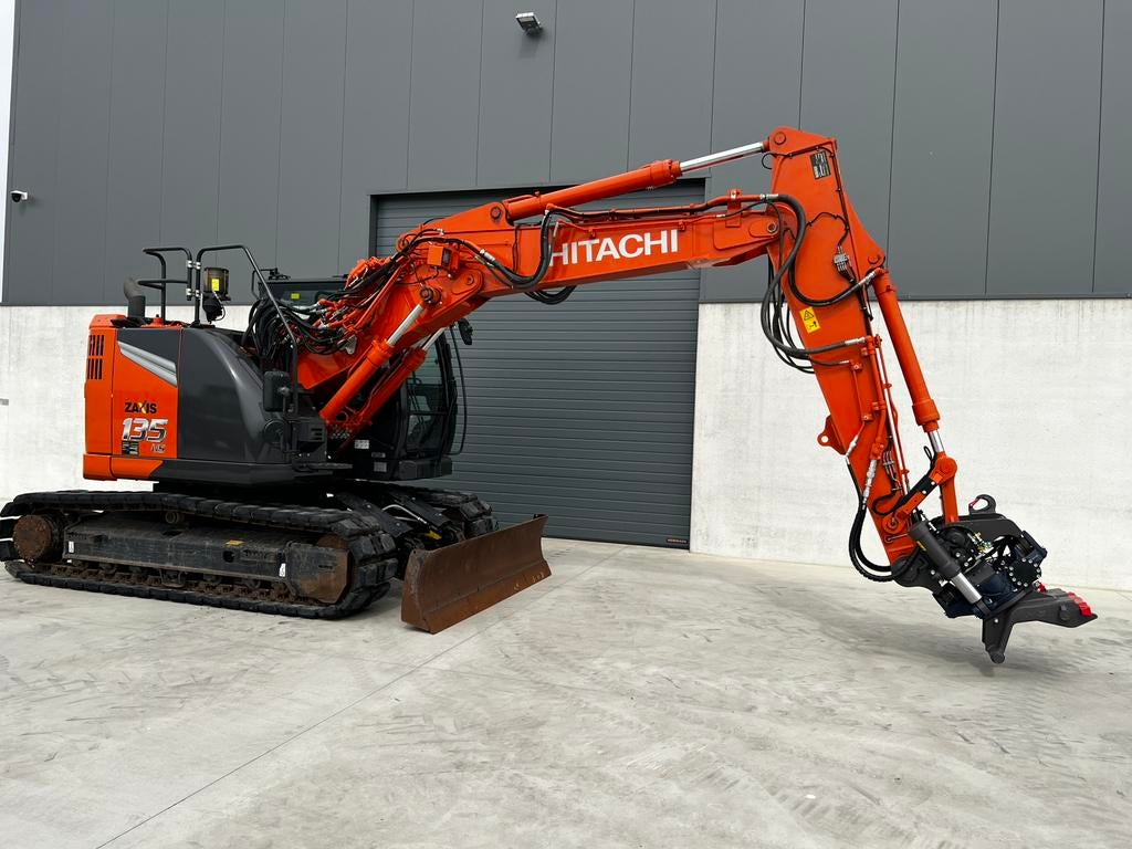 HITACHI ZX135US-7, Enlèvement