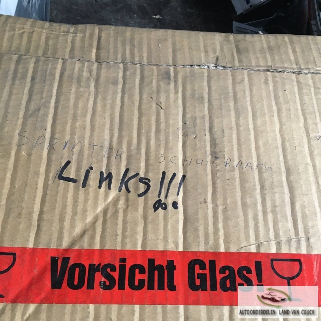 Mercedes Sprinter Ruit  Linksvoor  NOS A 901 720 0318, -, Utilisé, -, -