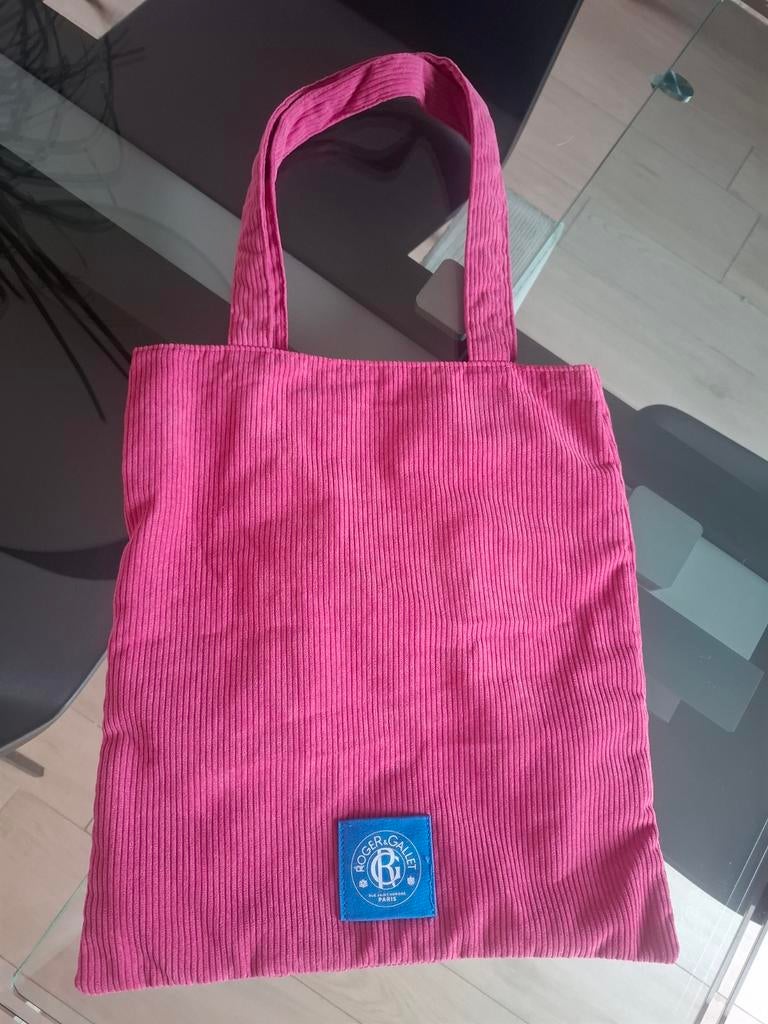 Neuf sac  cabas velours rose bleu, Bijoux, Sacs & Beauté, Neuf, Enlèvement ou Envoi, Moins de 40 cm, 35 à 55 cm