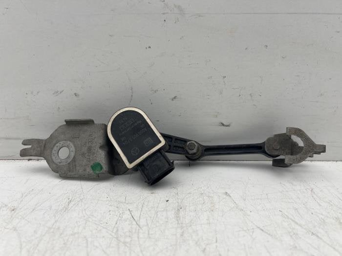 Régulateur d'hauteur Xenon d'un Mercedes E-Klasse, Autos : Pièces & Accessoires, 3 mois de garantie, Utilisé, -, -