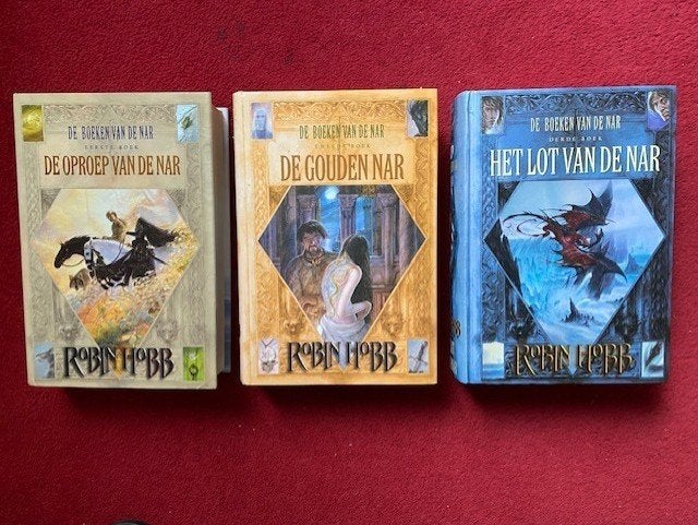 ROBIN HOBB DE BOEKEN VAN DE NAR DE COMPLETE TRILOGIE IN GOED, Livres, Enlèvement ou Envoi