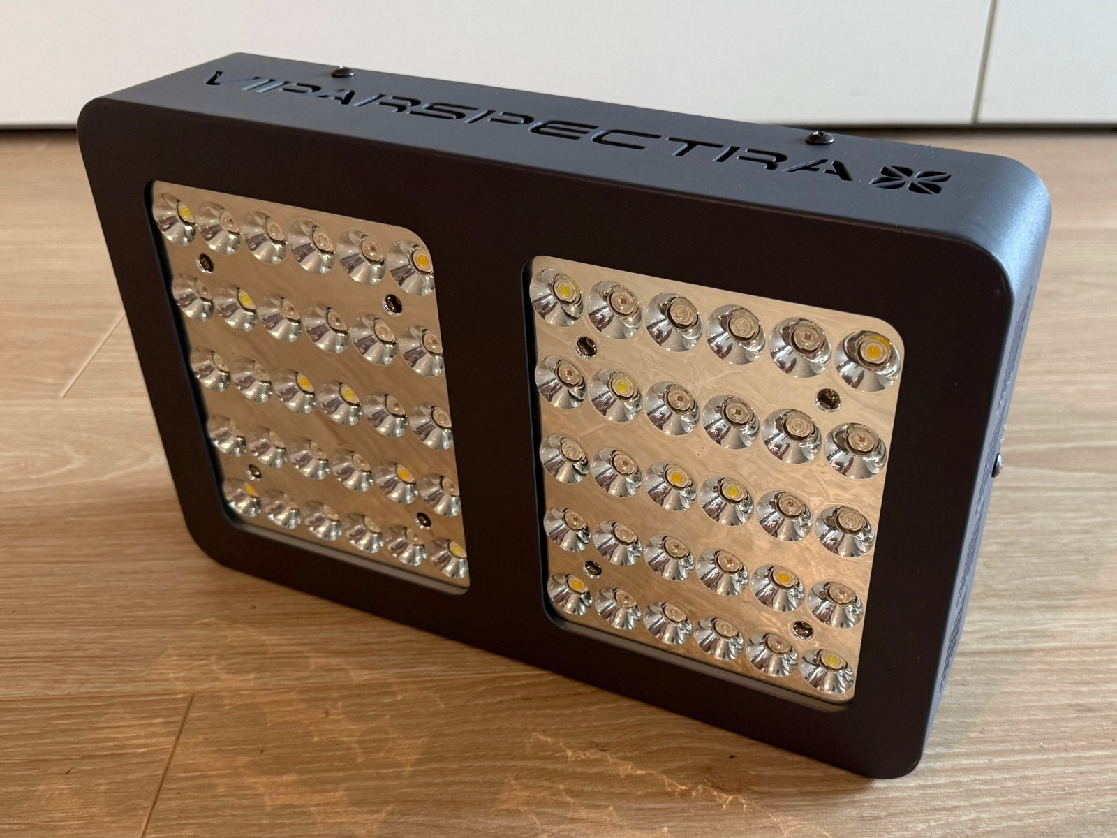 VIPARSPECTRA V300 LED kweeklamp - full spectrum, 300W, Ophalen, Zo goed als nieuw