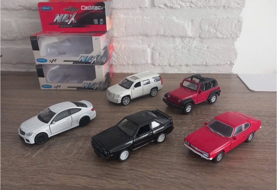 Capri, Quattro, Cadillac, Jeep, C63 AMG scale +/- 1:43,NIEUW, Ophalen, Nieuw, Auto