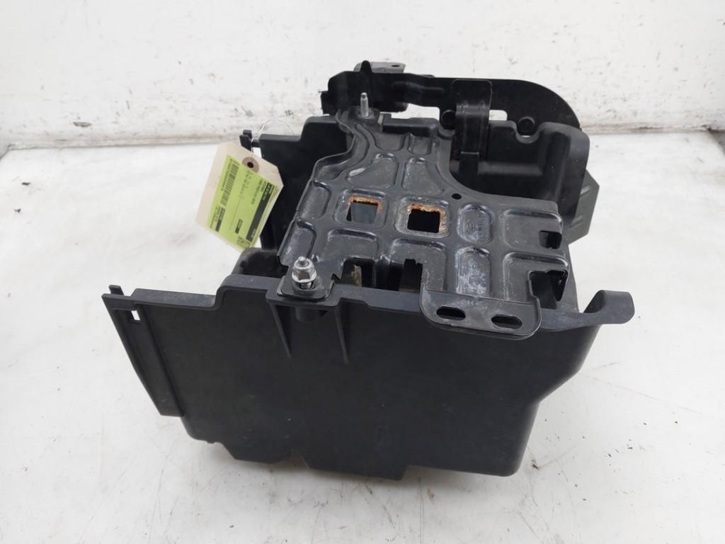 BAC A BATTERIE Ford Fiesta 6 (JA8) (|1782481|C1BT10723AB|), Dhr. J. Ham, Administratie@autoham.nl, Nijkerkerstraat 27a 27a
3821 CD  AMERSFOORT, NL