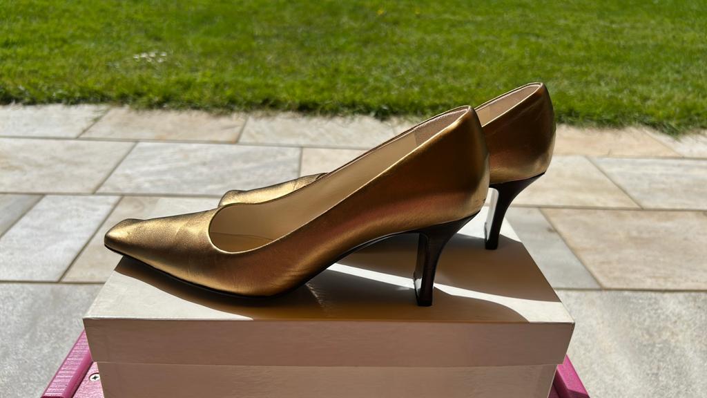 Giorgio Moretti gouden dames schoenen maat 39, Ophalen, Overige kleuren, Zo goed als nieuw, Schoenen met hoge hakken