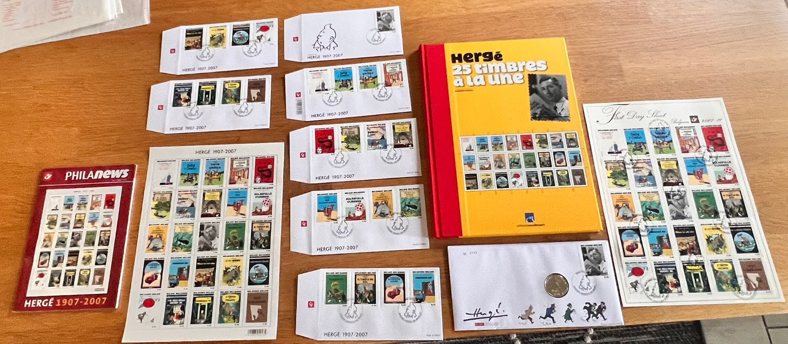 Ensemble philatélique Tintin centième anniversaire, Série complète ou Série, Enlèvement ou Envoi, Comme neuf