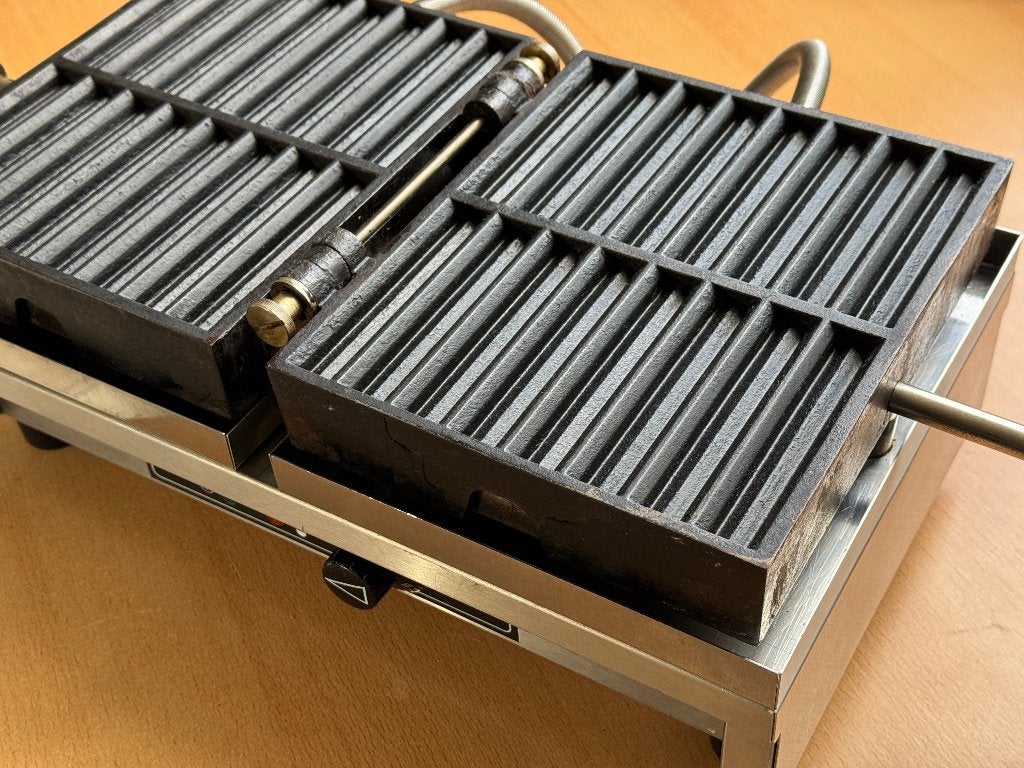 gaufrier pour CHURROS WAFFLE STICKS, Enlèvement ou Envoi, Plaques amovibles, Utilisé
