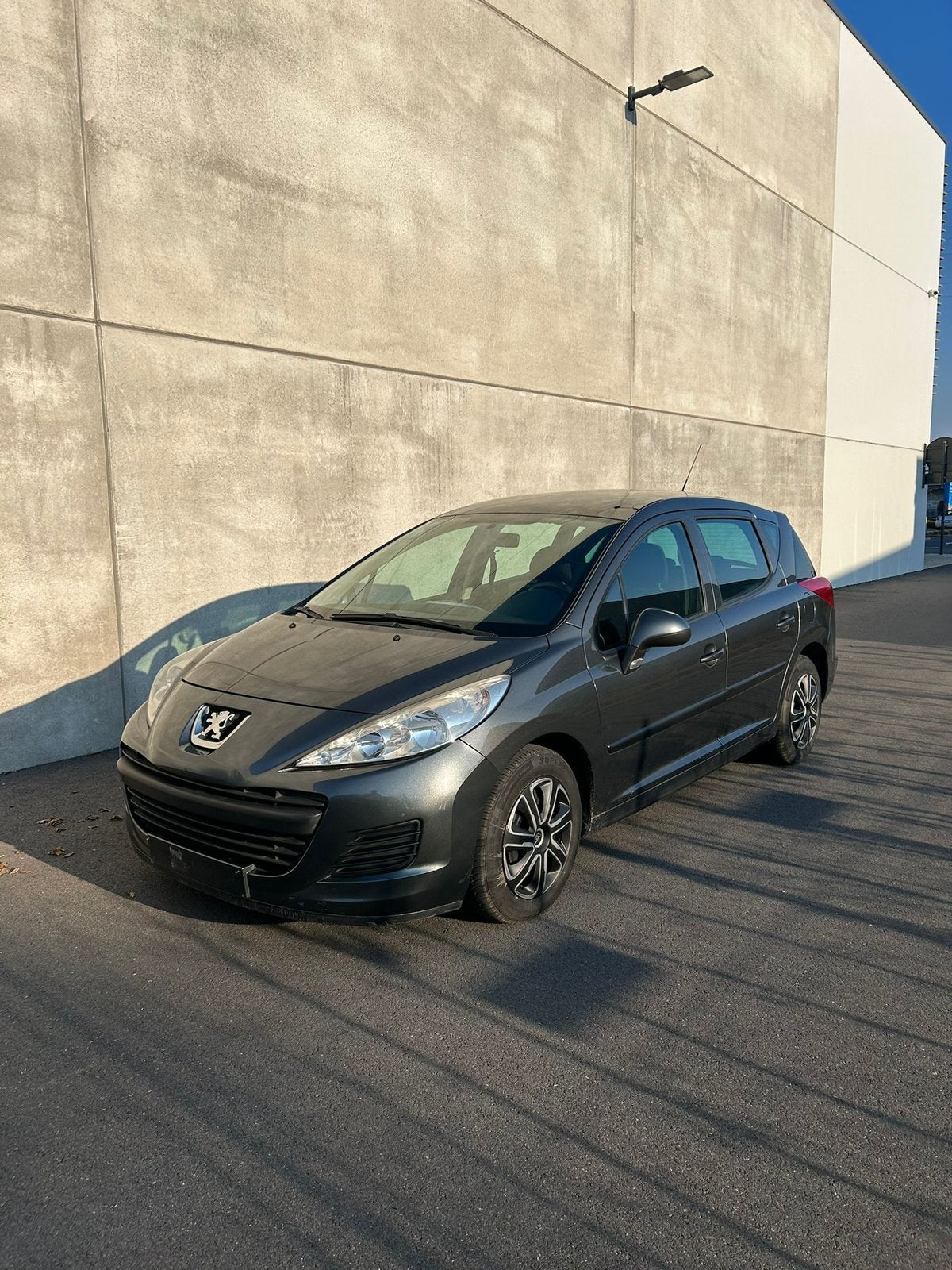 Peugeot 207sw 1.4 benzine 54kw bj2010km1158501 j garantie, Bedrijf, 5 deurs, Euro 4, Electronic Stability Program (ESP)