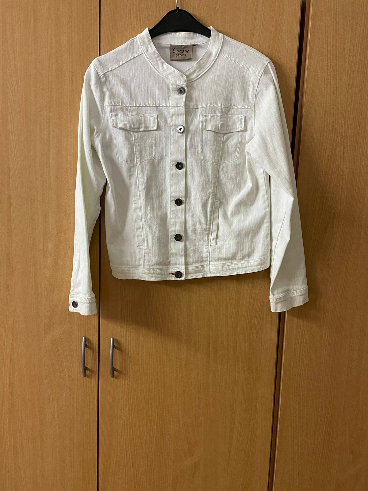 Jeans jasjes, Kleding | Dames, Jasjes, Kostuums en Pakken, Ophalen, Zo goed als nieuw, Maat 38/40 (M)