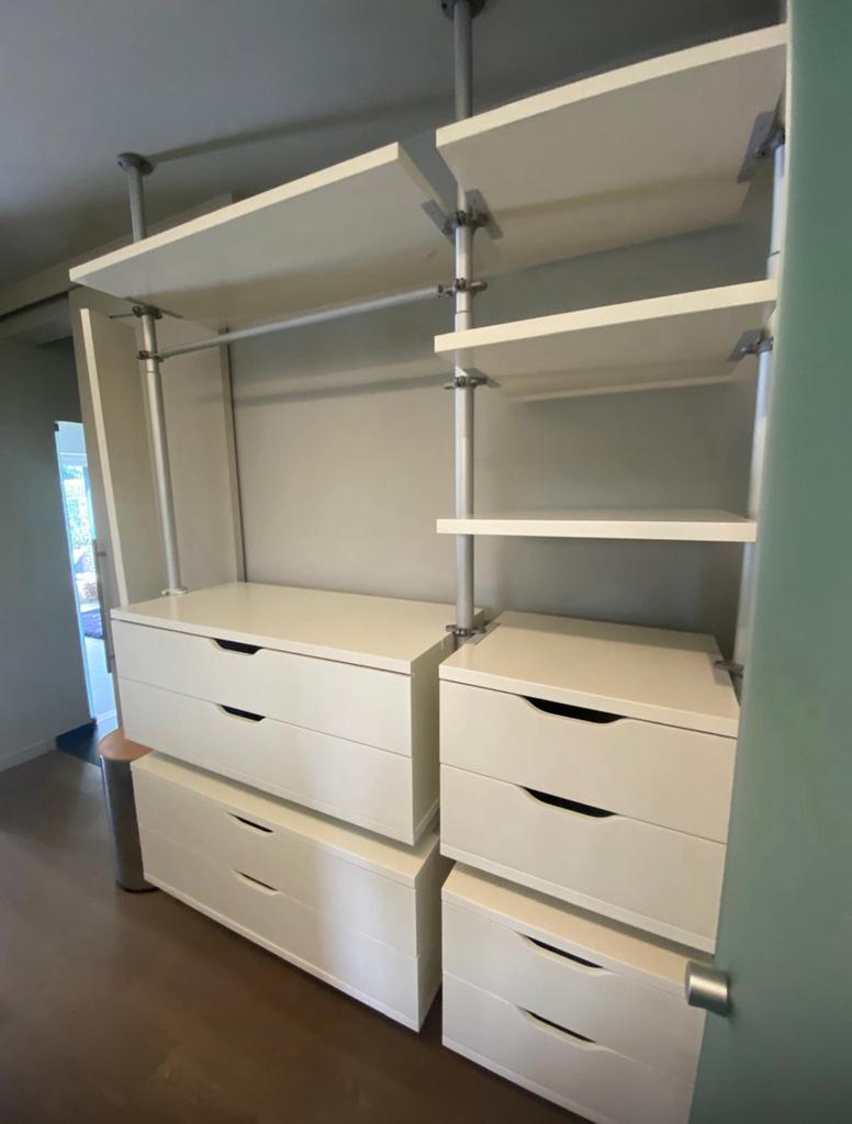 Mooi wandmeubel voor badkamer of slaapkamer op hoogte, Ophalen, Zo goed als nieuw