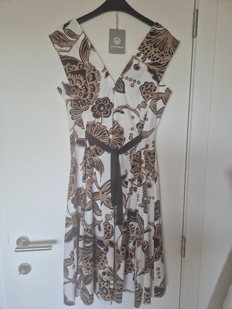 Kleed Sandro Ferrone Mt 38  - Nieuw !!!, Kleding | Dames, Jurken, Ophalen