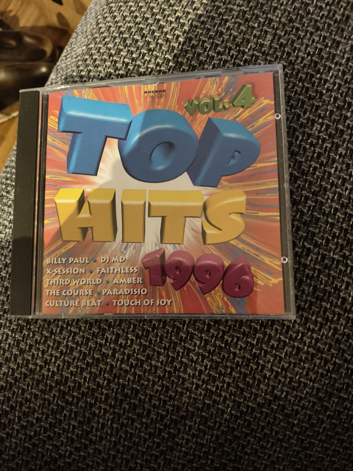 top hits CD vol 4 1996, CD & DVD, Autres genres, Enlèvement, Album de remixes, Grand écran