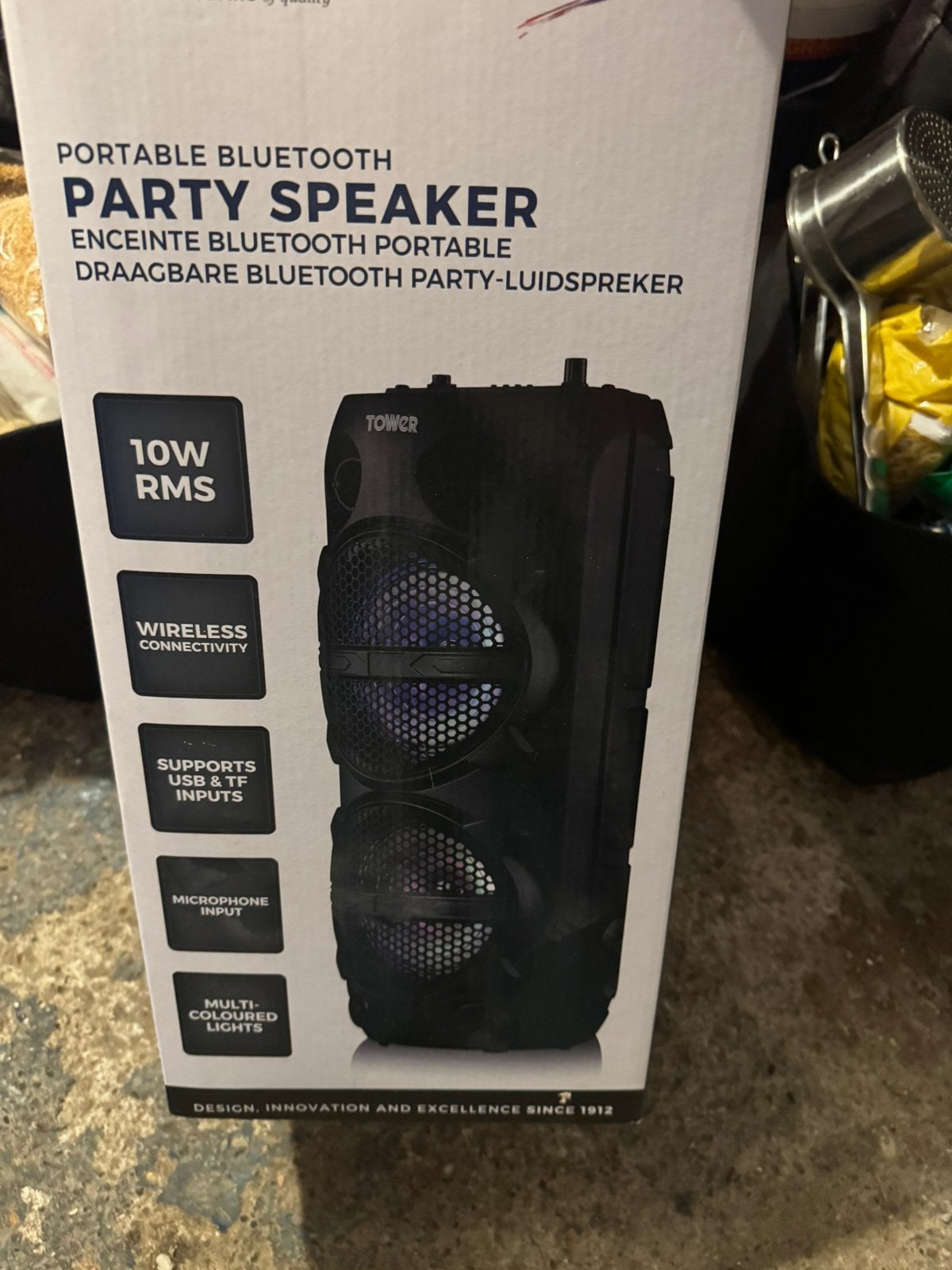 Enceinte Bluetooth Tower 10W (Utilisée 1 fois), TV, Hi-fi & Vidéo, Enceintes, Comme neuf, Enceinte de fête, Bluetooth, Enlèvement ou Envoi