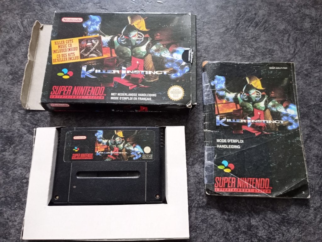 SNES SUPER NINTENDO games met boekje of doosje , 91 92 96, Ophalen of Verzenden, Gebruikt