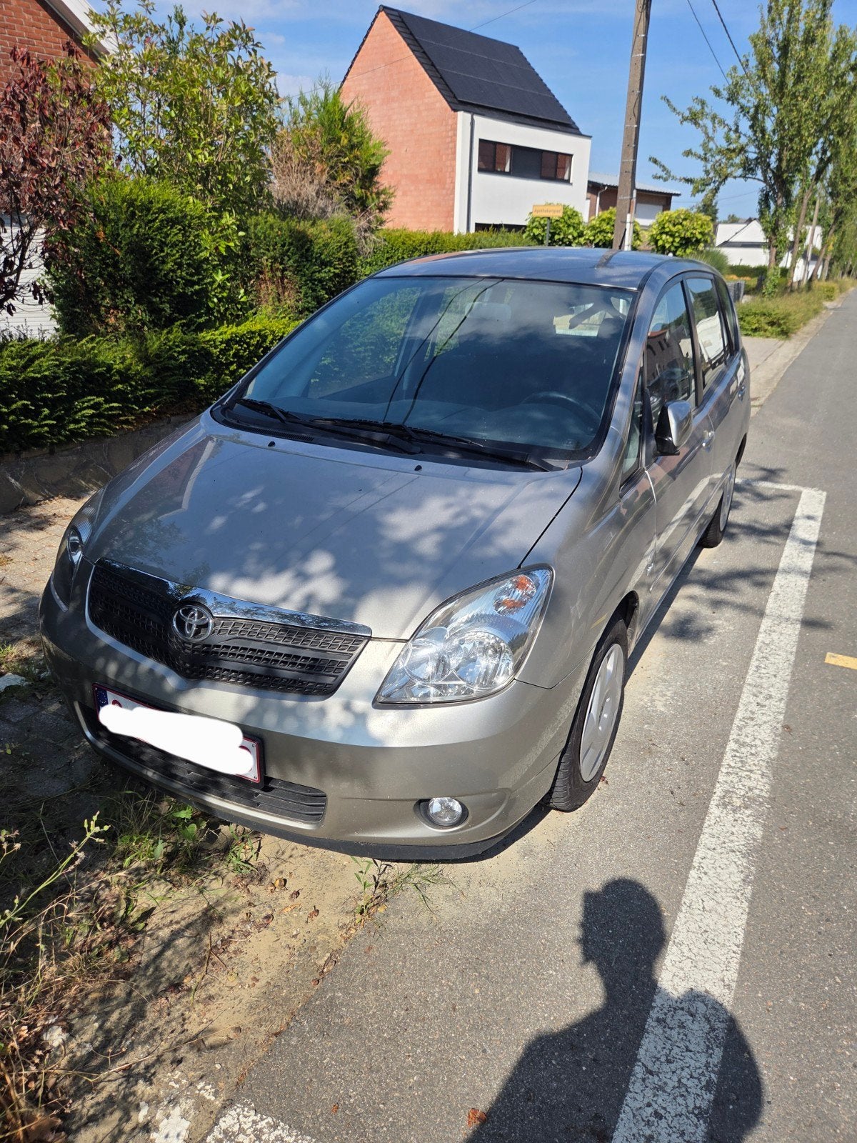 Toyota Corolla Verso, Autos, Achat, 1350 kg, Entretenue par le concessionnaire, 5 portes