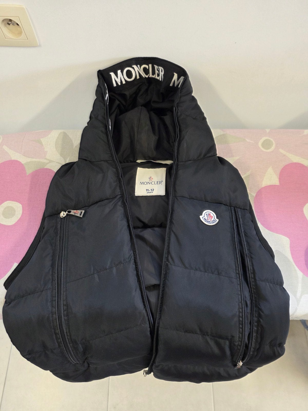Moncler bodywarmer, Ophalen, Zo goed als nieuw, Zwart, Moncler