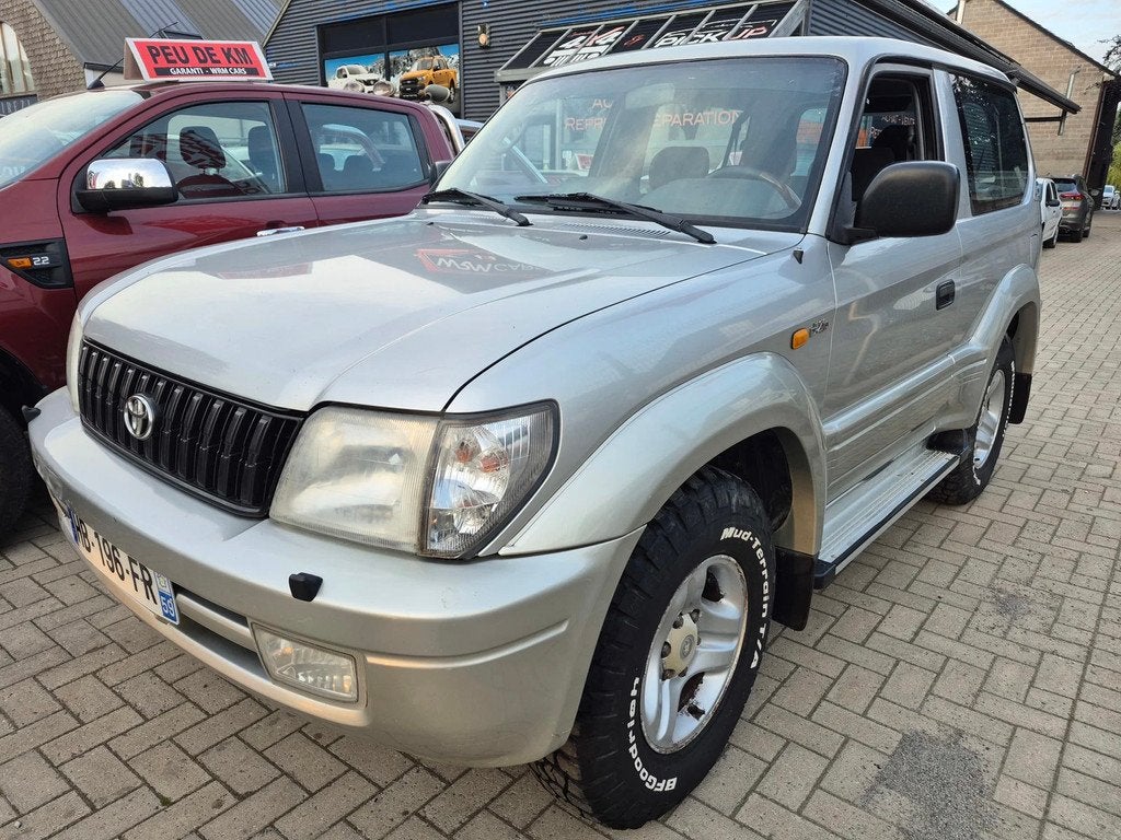 Toyota Land Cruiser 4x4, Achat, 2989 cm³, Entreprise, 2 portes