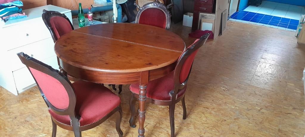 Table Louis-philippe, Enlèvement