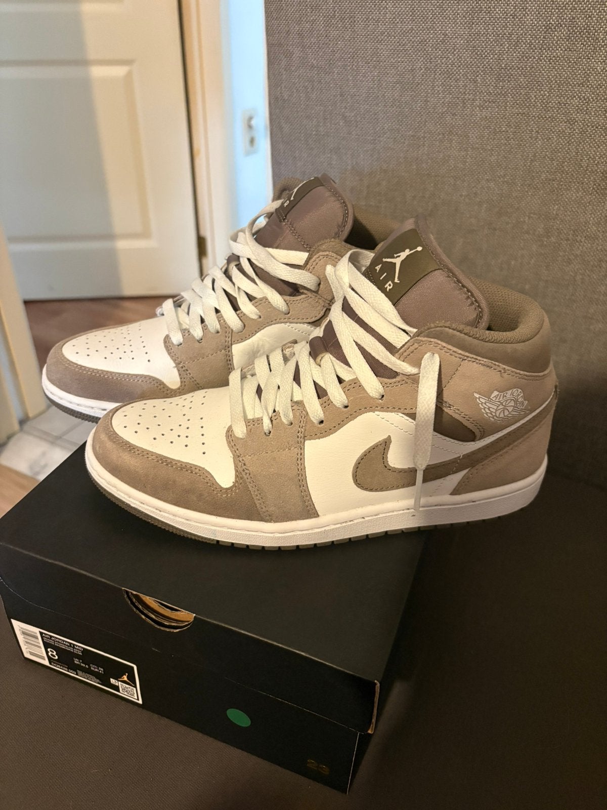 Air Jordan, Enlèvement, Comme neuf