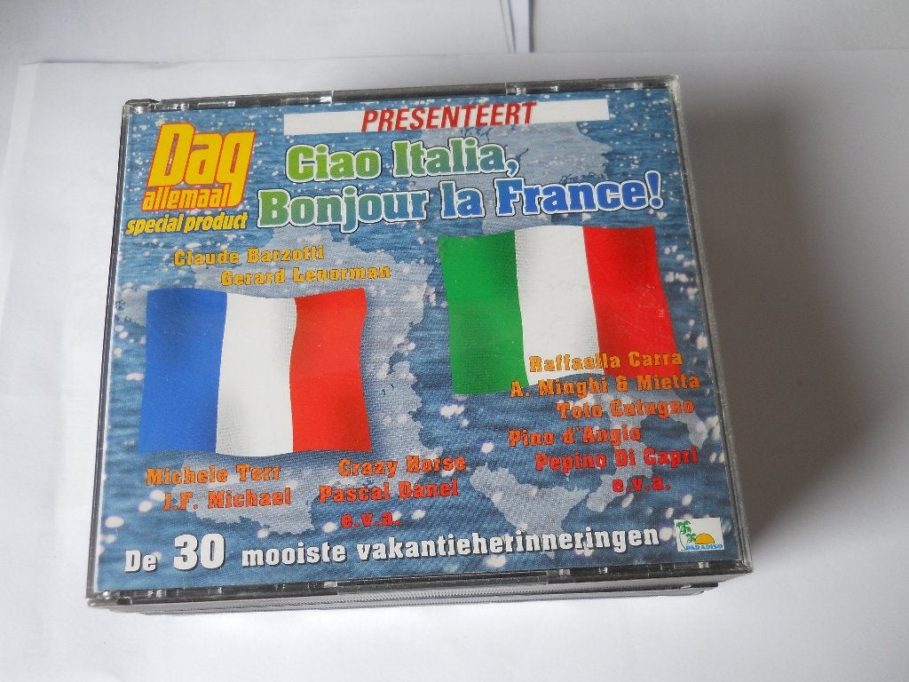 COFFRET DE 2 CD - CIAO ITALIA - BONJOUR LA FRANCE, Enlèvement ou Envoi, Premier pressage, Comme neuf, Coffret
