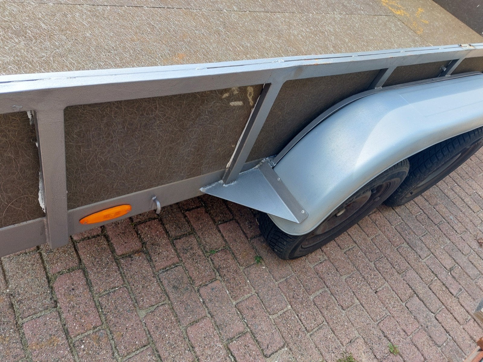 aanhangwagen dubbelas ledverlichting, Ophalen, Zo goed als nieuw