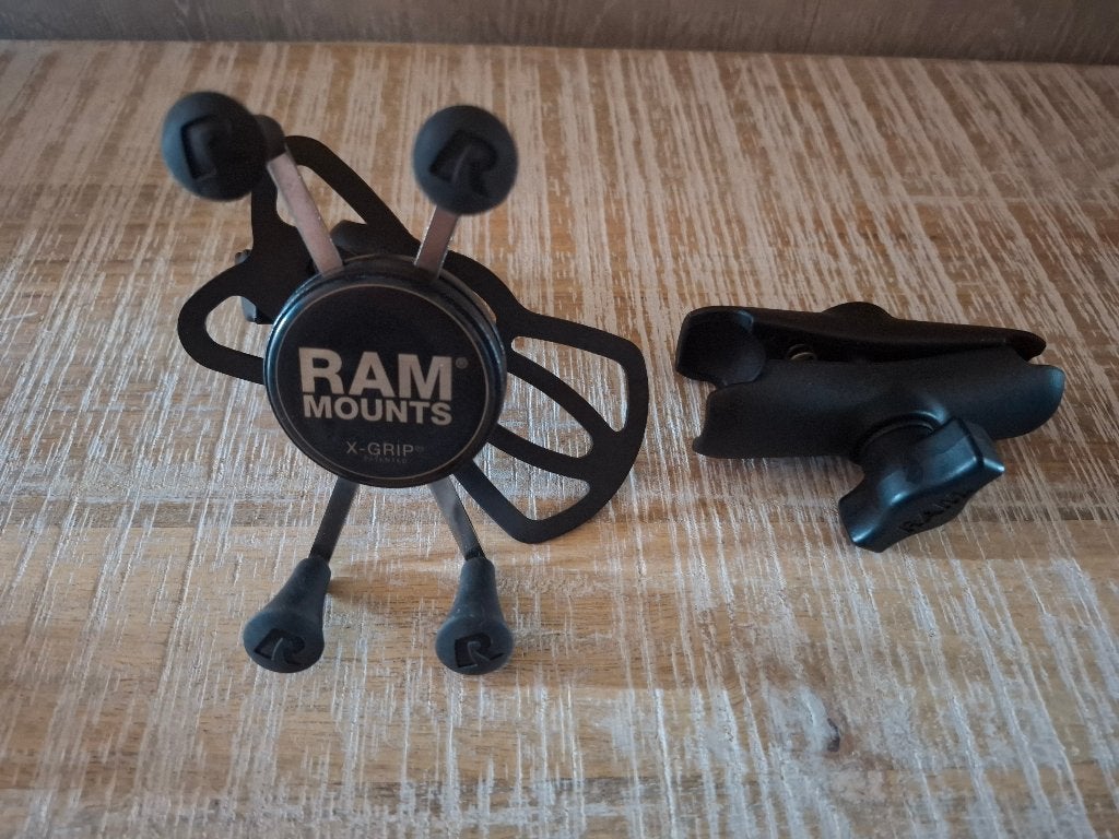 Ram Mount Grip Support smartphone Moto Scooter Vae, Motos, Enlèvement ou Envoi