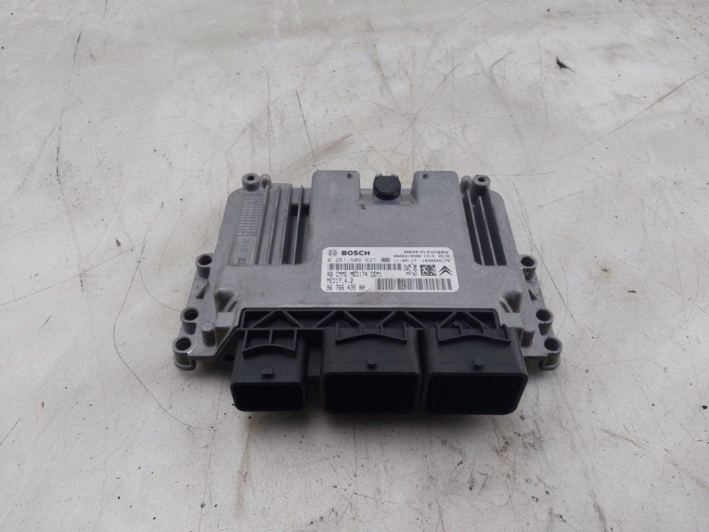 COMPUTER MOTOR Peugeot 5008 I (0A / 0E) (01-2009/03-2017), Robert Bosch AG, Gebruikt, Robert-Bosch-Allee 1
74232  Abstatt, DE