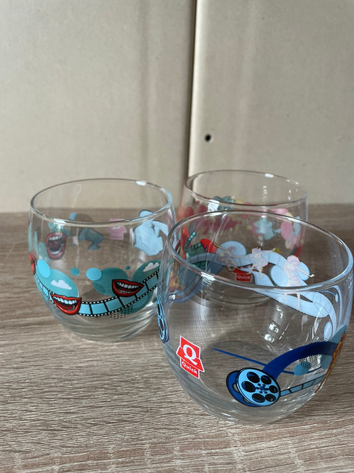 Lot de 3 verres quick, Enlèvement, Comme neuf, Verre à soda