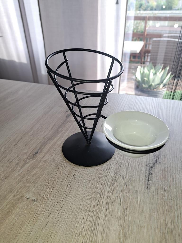 Friet tipzak staander met sauspotje (cosy & trendi), Ophalen