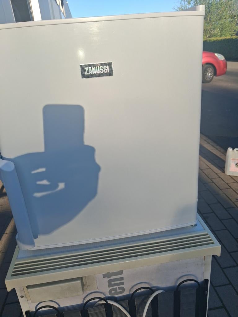 Kleine koelkast, Elektronische apparatuur, Koelkasten en IJskasten, Ophalen