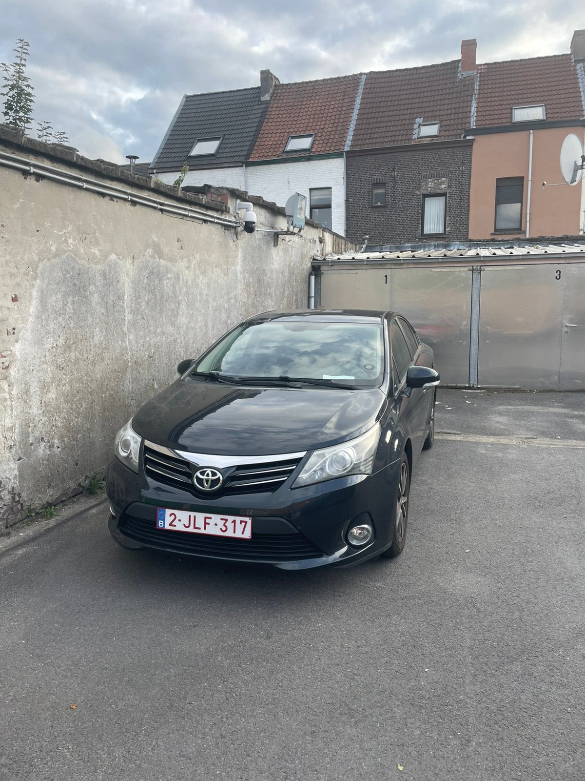 Toyota Avensis 1.6 essence, Autos, Cuir, Euro 5, Avensis, Noir