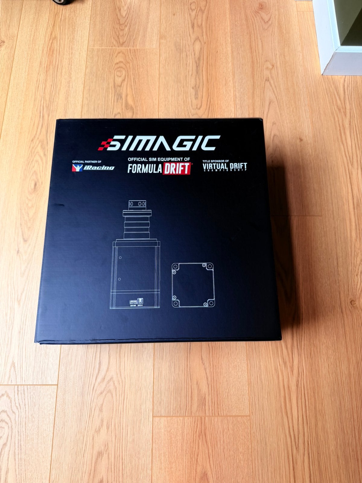 Simagic Alpha Mini 10 Nm Direct Drive – Sim Racing Wheelbase, Computers en Software, Joysticks, Ophalen of Verzenden, Zo goed als nieuw