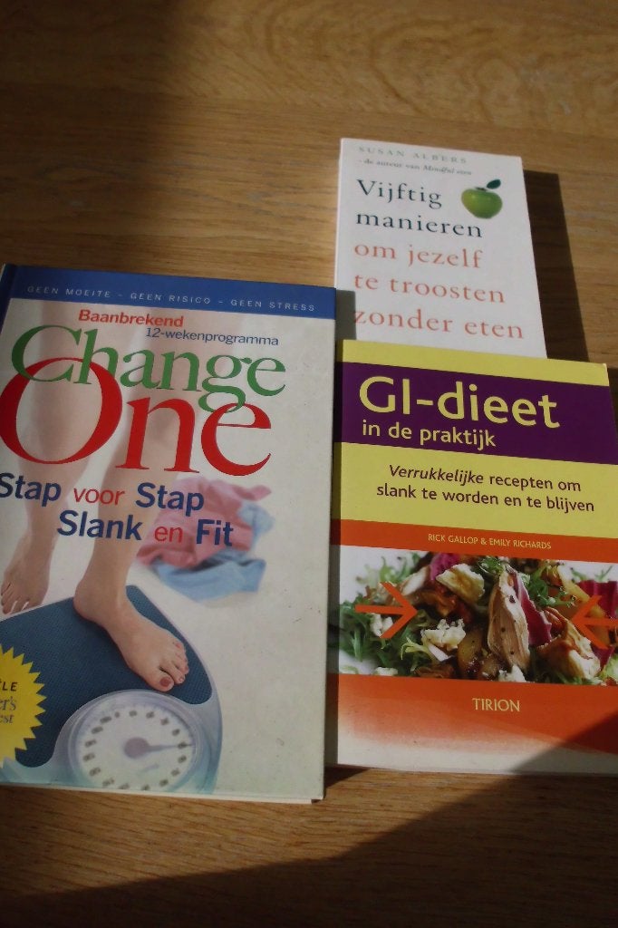 GI DIEET  - 3 DIEETBOEKEN SAMEN 7 EURO, Ophalen of Verzenden