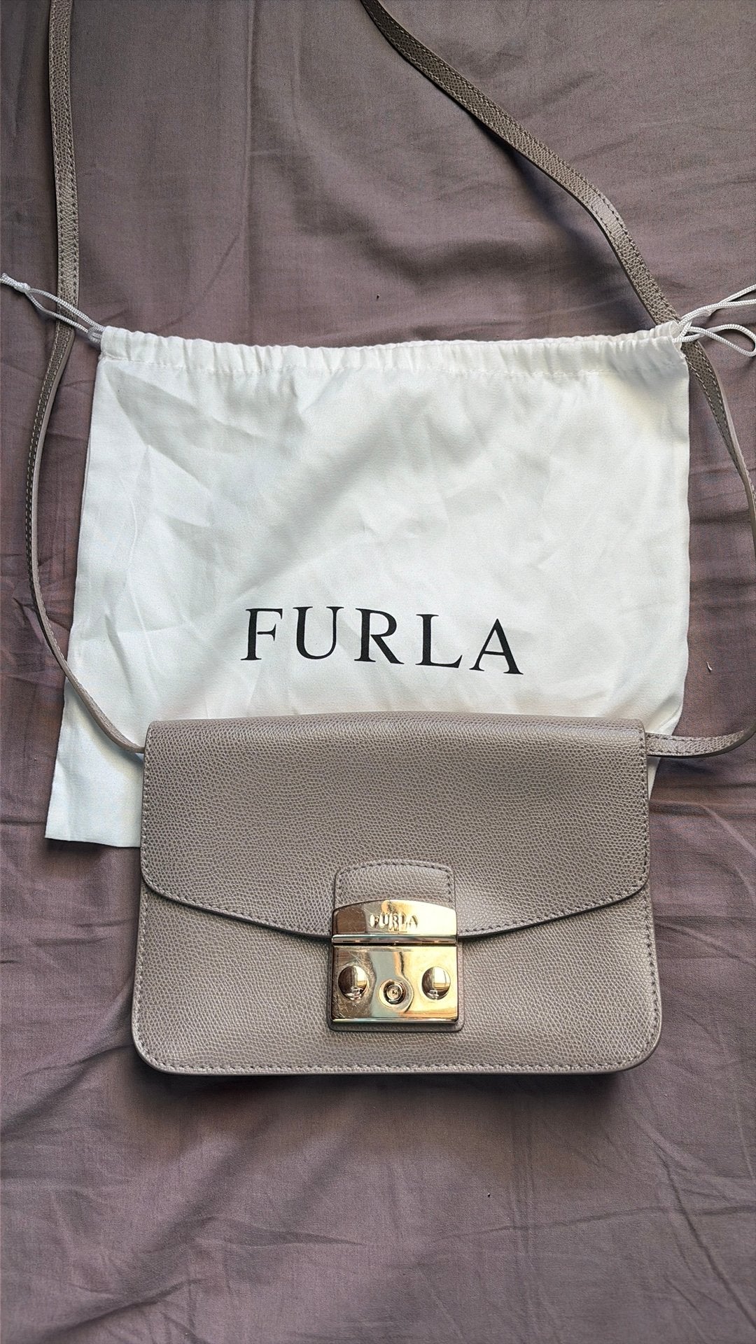 Clutch furla, Ophalen of Verzenden, Zo goed als nieuw